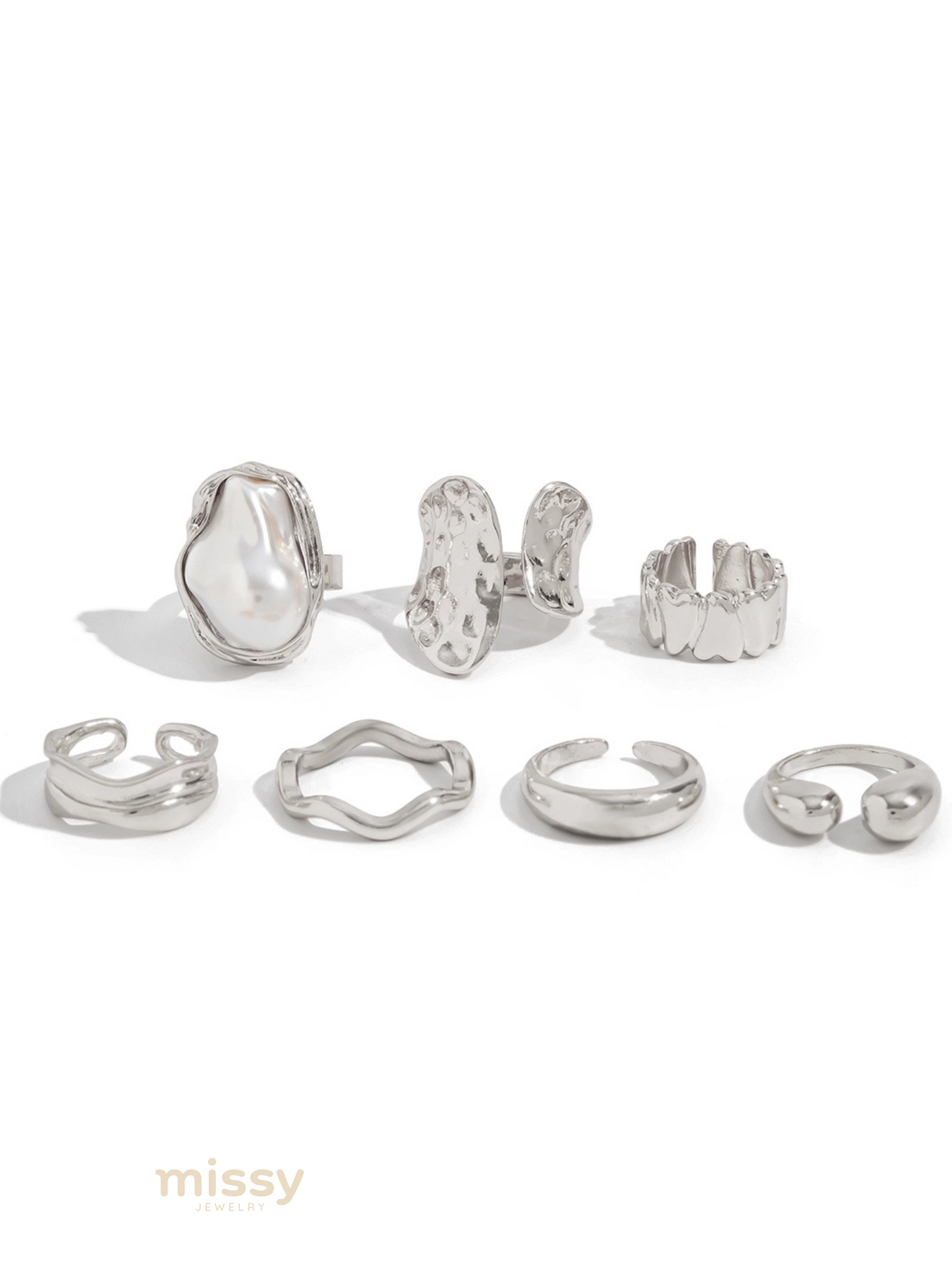 Zyrah Pearl Wave Ring Set