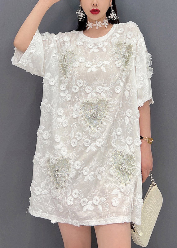 White O-neck Embroideried T Shirt Half Sleeve