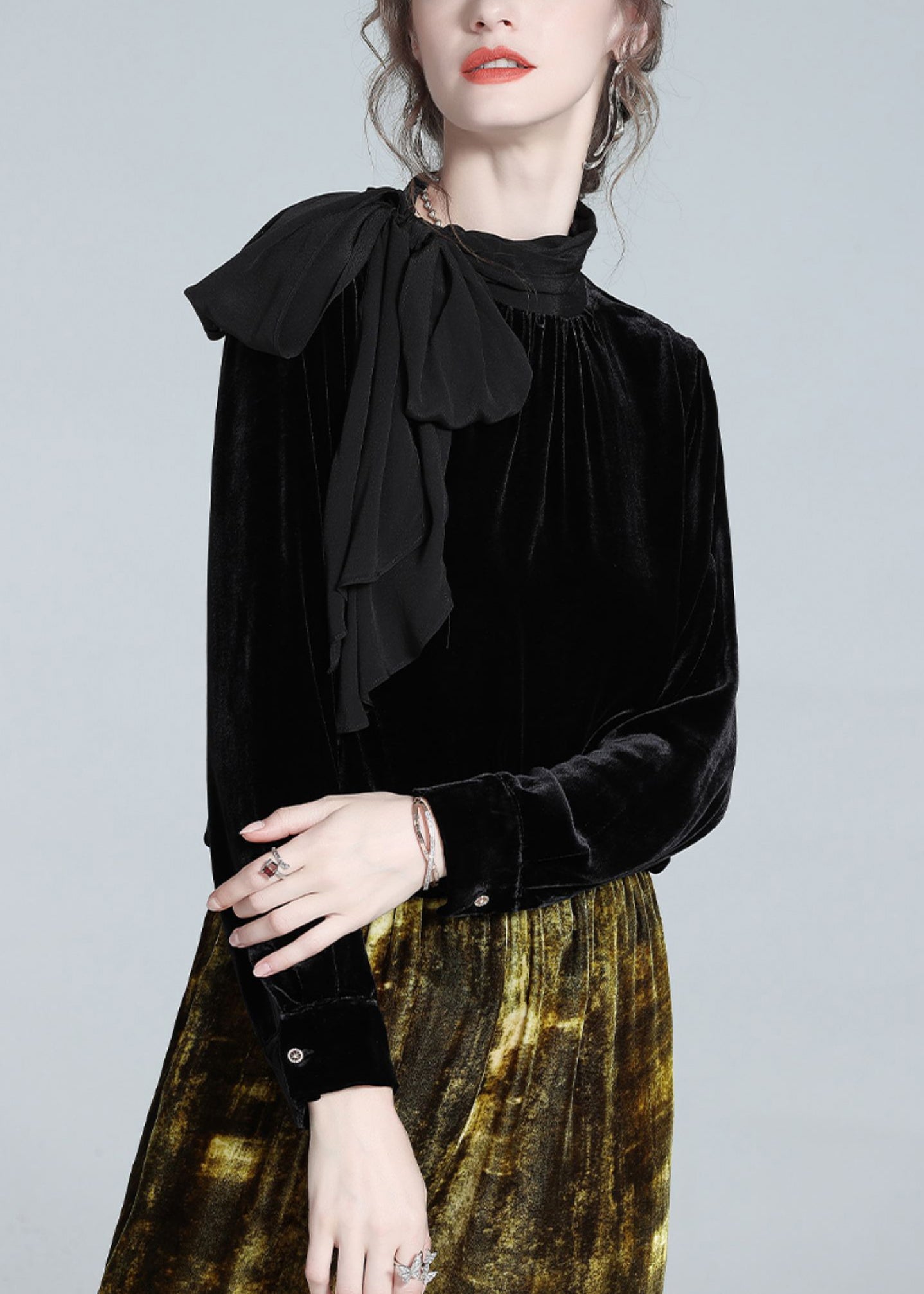 Black Bow Silk Velour Top Winter