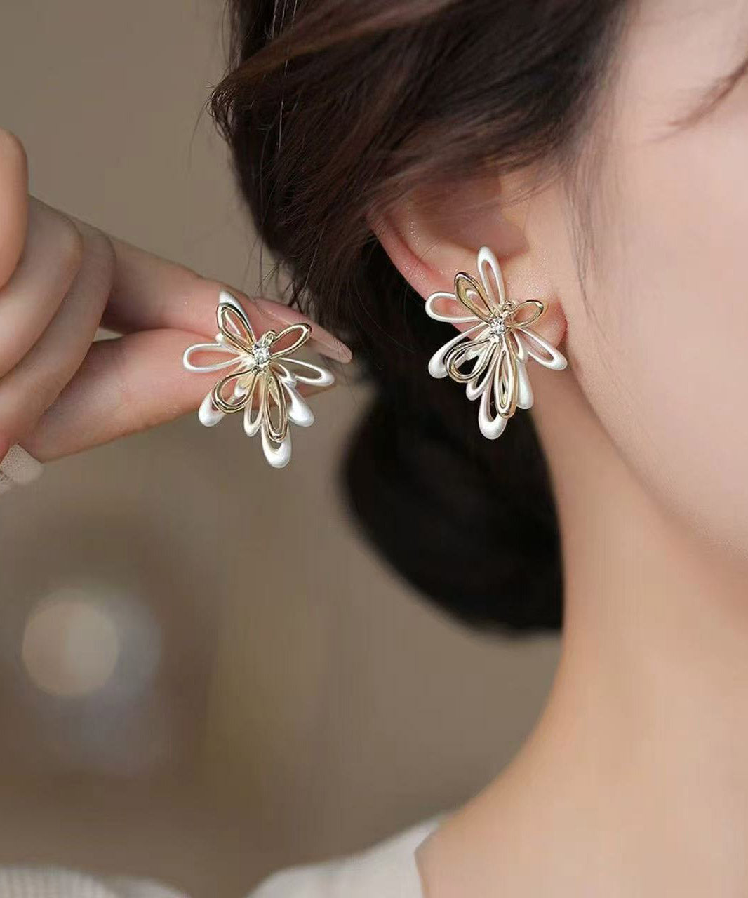 Unique Colorblock Copper Overgild Hollow Out Fireworks Stud Earrings