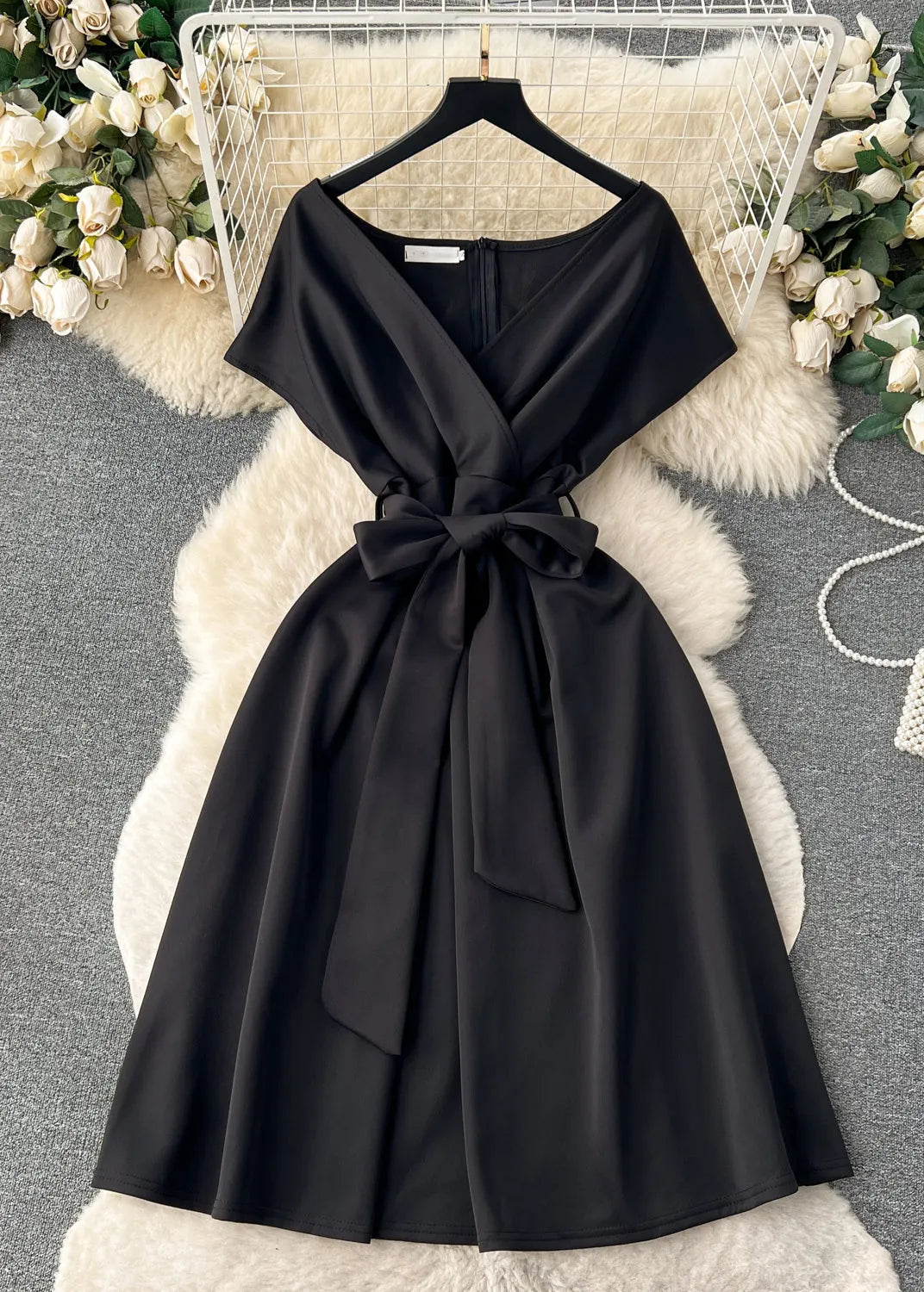 Blackish Green V Neck Zippered Tie Waist Spandex Dresses Summer