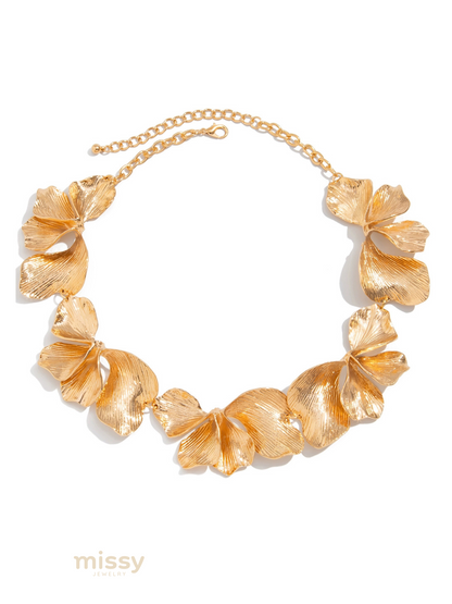 Bayley Sculpted Petal Necklace