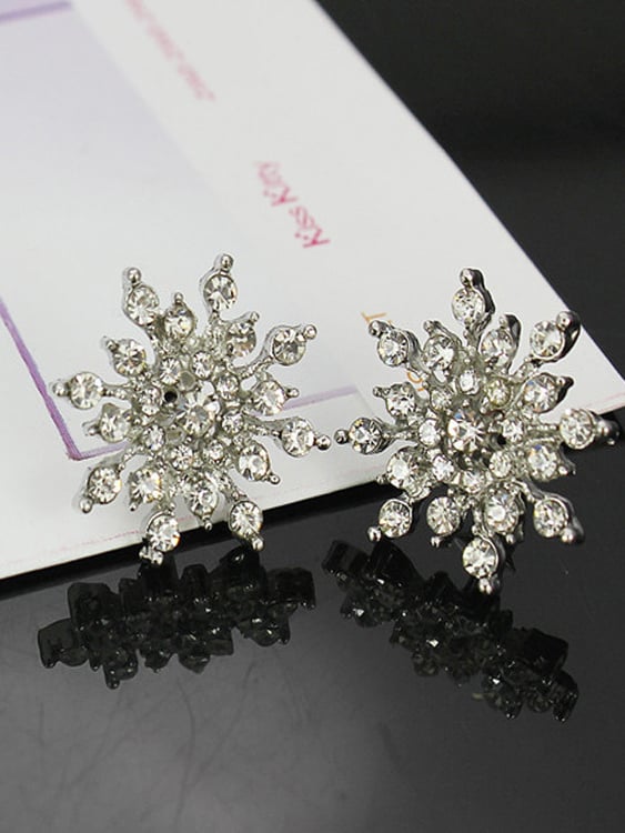 Zircon Earrings With Drop Oil and Diamonds