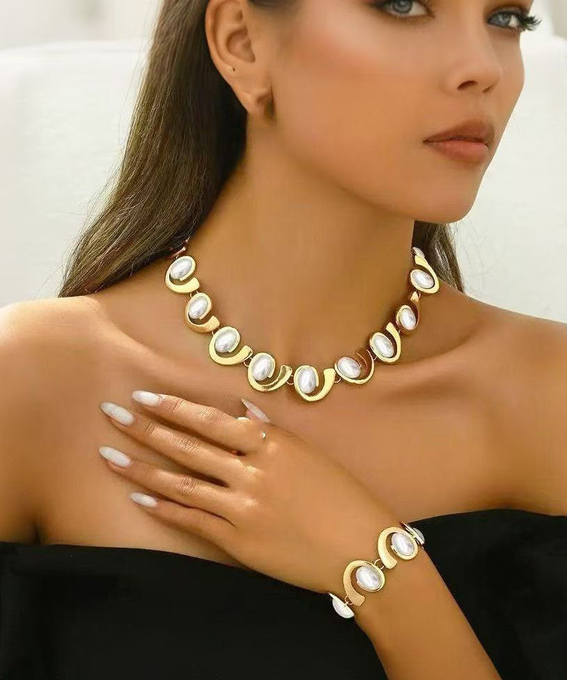 Gold Copper Necklace and Chain Bracelet Two-piece Set