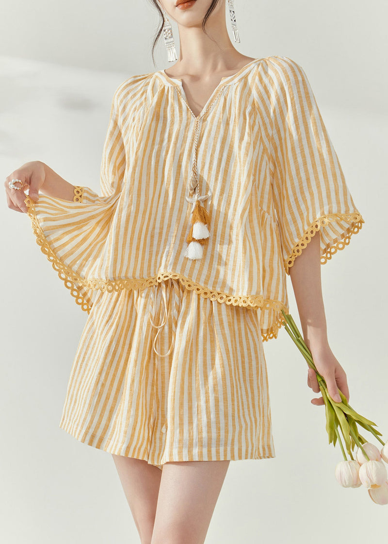 Modern Yellow Striped Top and Shorts Two-piece Set Short Sleeve