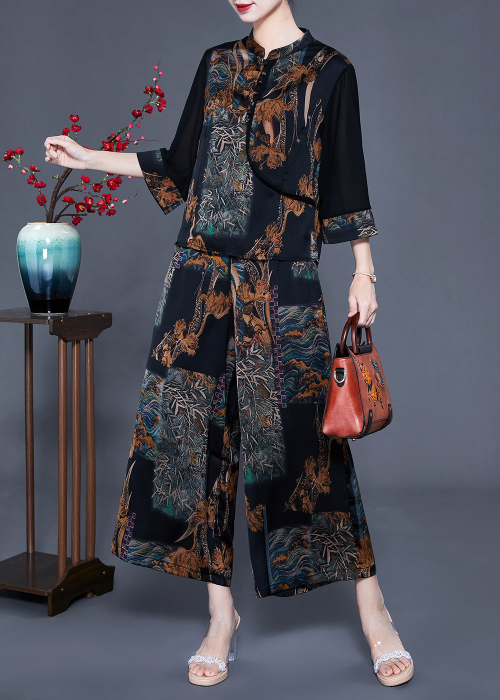 Black Stand Collar Patchwork Print Silk Two Pieces Set Bracelet Sleeve