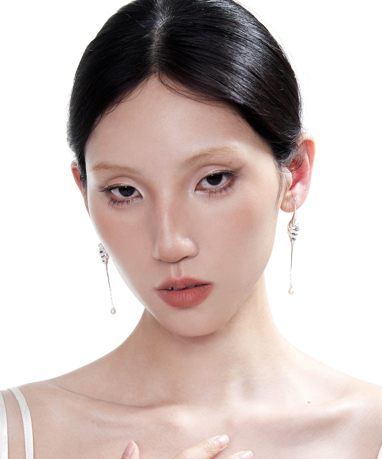 Tears of the Sea God Silver Pearl Tassel Silver Drop Earrings