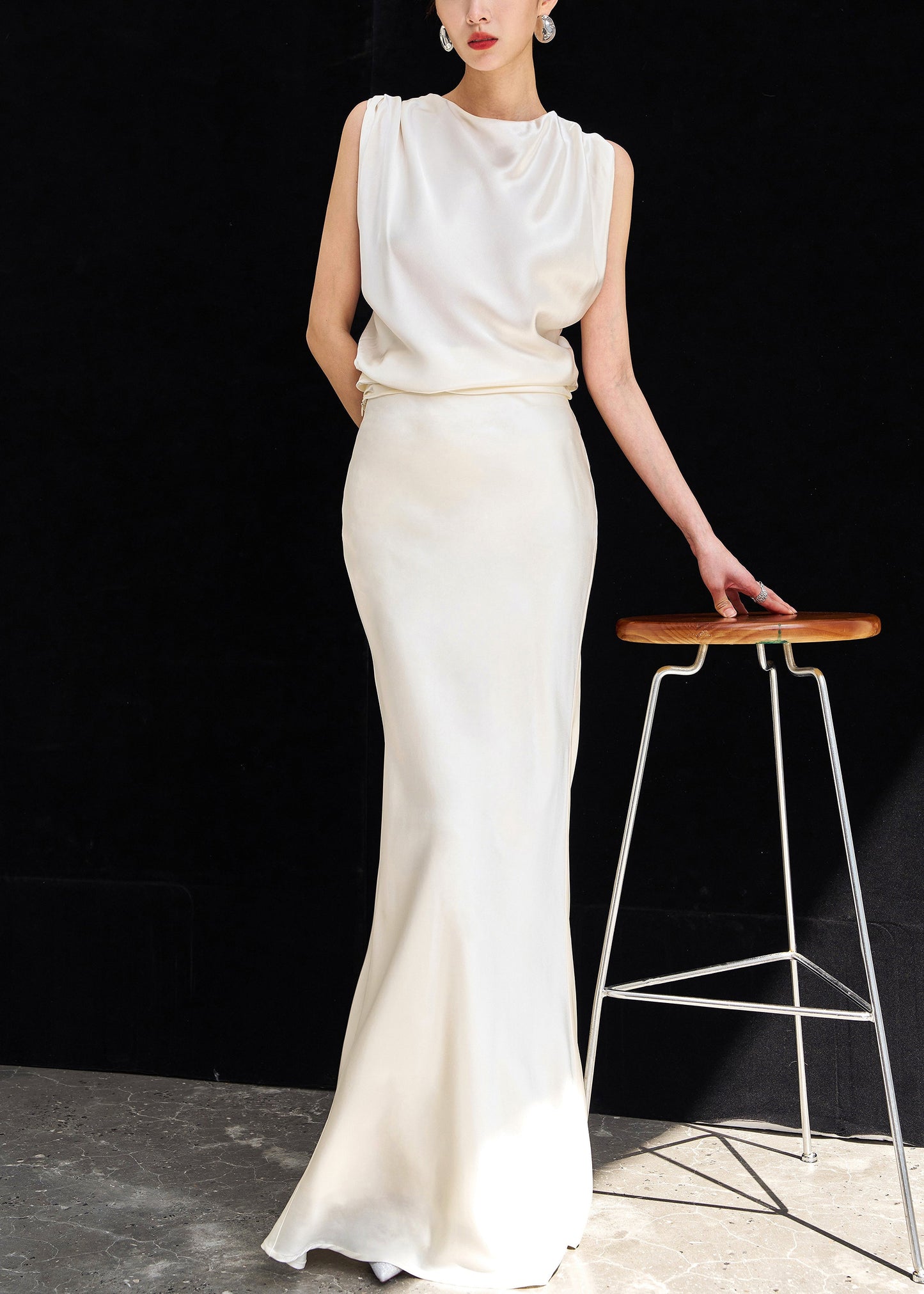 Slim Fit Beige Backless Lace Up Tops and Skirts Silk Two Piece Set Sleeveless