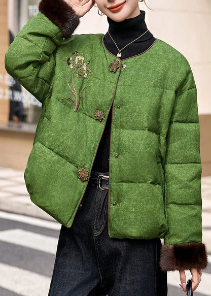 Green O-neck Embroidered Duck Down Jacket in Winter