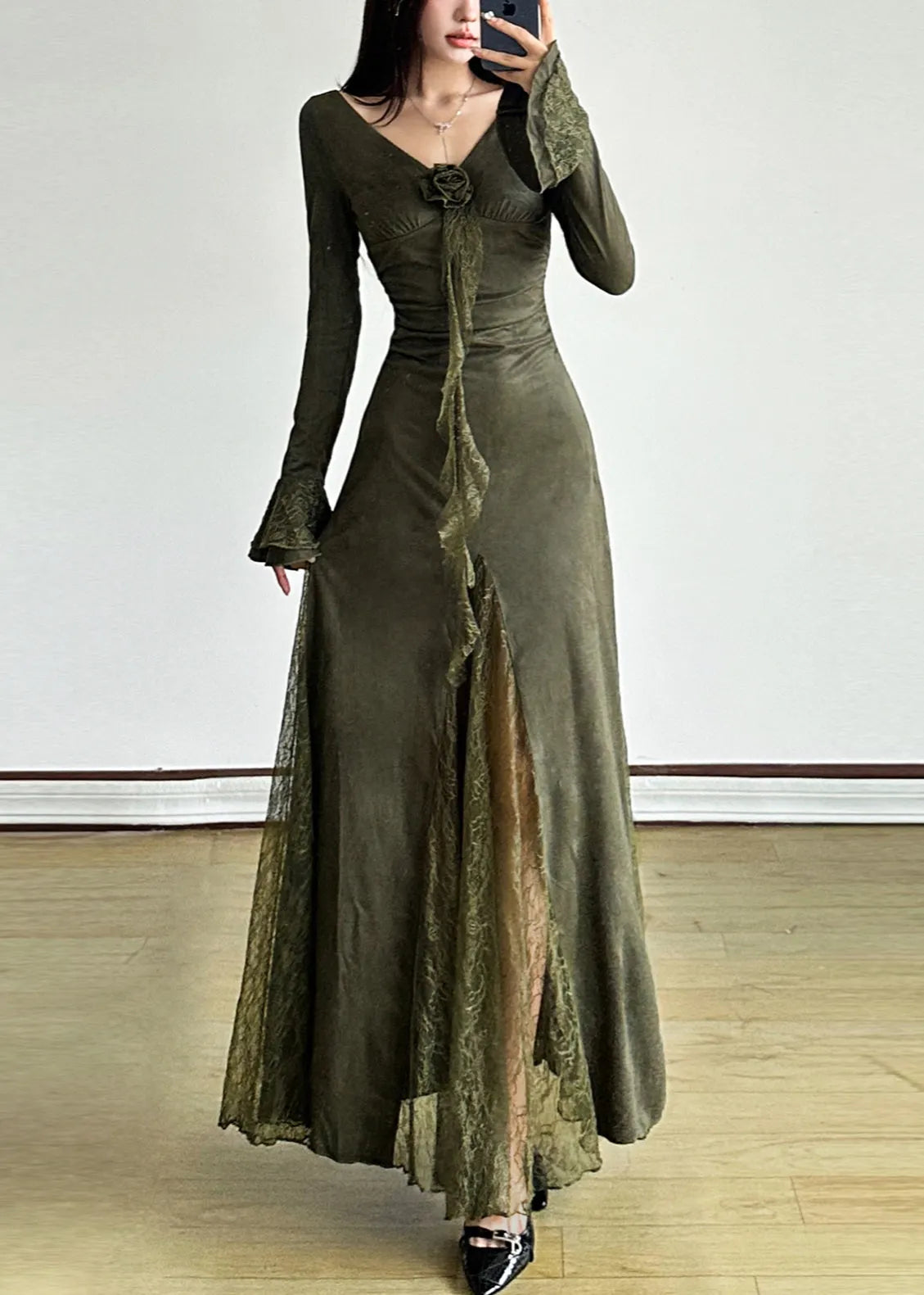 Blackish Green Patchwork Lace Long Dress Flare Sleeve