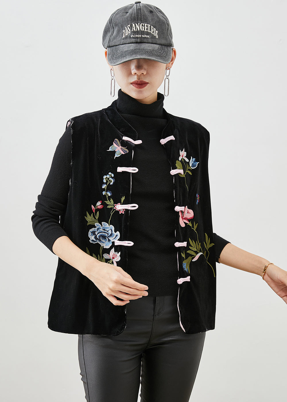 Black Embroideried Chinese Button Silk Velour Vest Fall