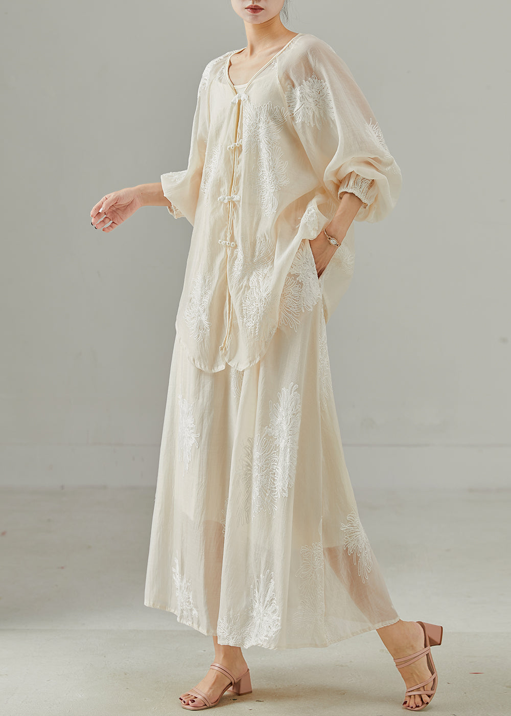 Beige Embroidered Chinese Button Silk Two Pieces Set Spring