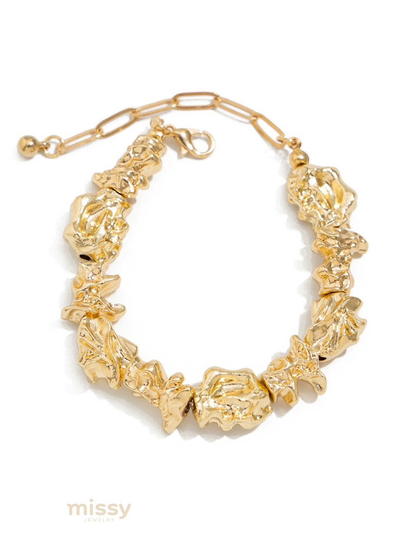 Maisey Folded Geometric Necklace Set