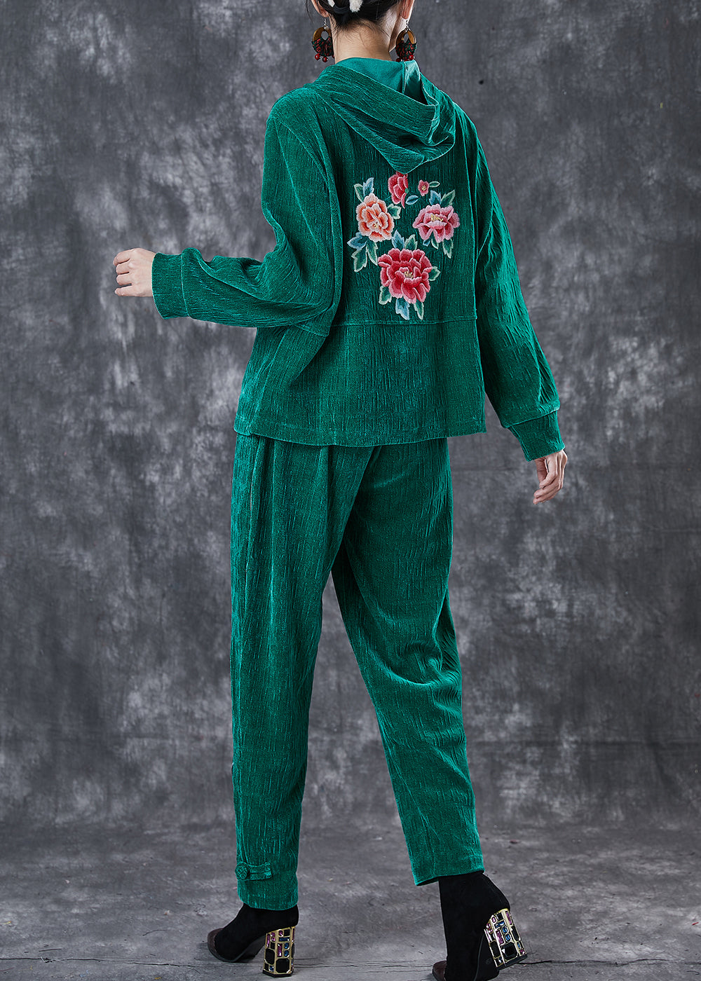 Art Green Embroideried Chinese Button Corduroy Two Piece Suit Set Spring