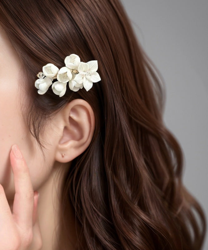Classy White Alloy Crystal Hairpin