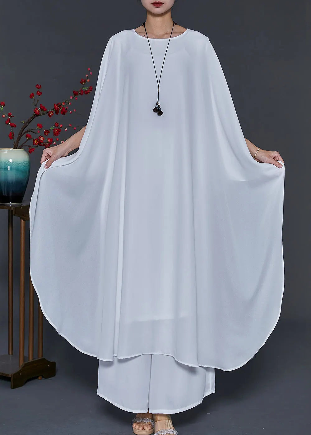 White Oversized Chiffon Vacation Dresses Batwing Sleeve