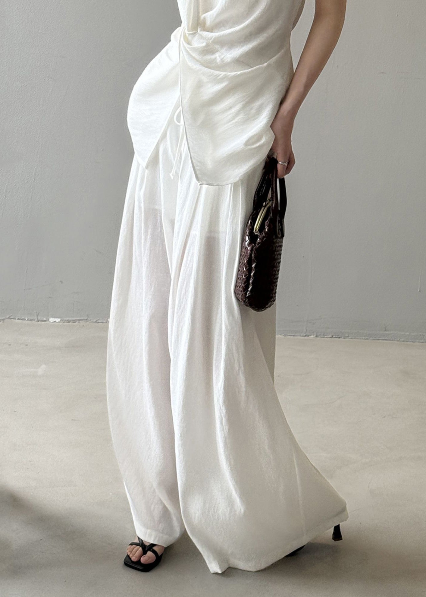 White Asymmetrical Silm Fit Linen Two Pieces Set Sleeveless