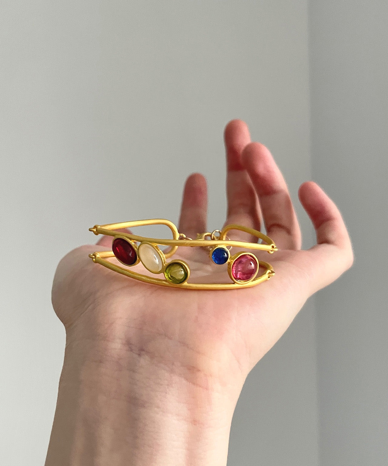 Gold Copper Alloy Hollow Out Diamond Bracelet