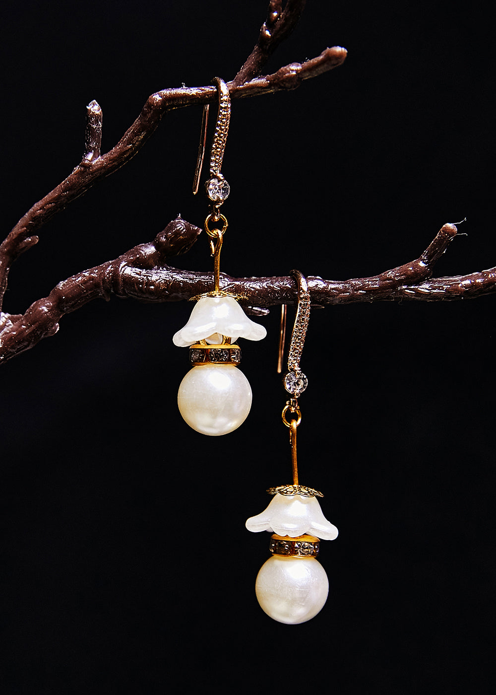 White Pearl Zircon Drop Earrings