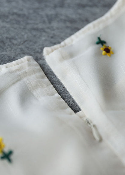 Italian White O-neck Embroideried Tulle Vacation Dresses Short Sleeve