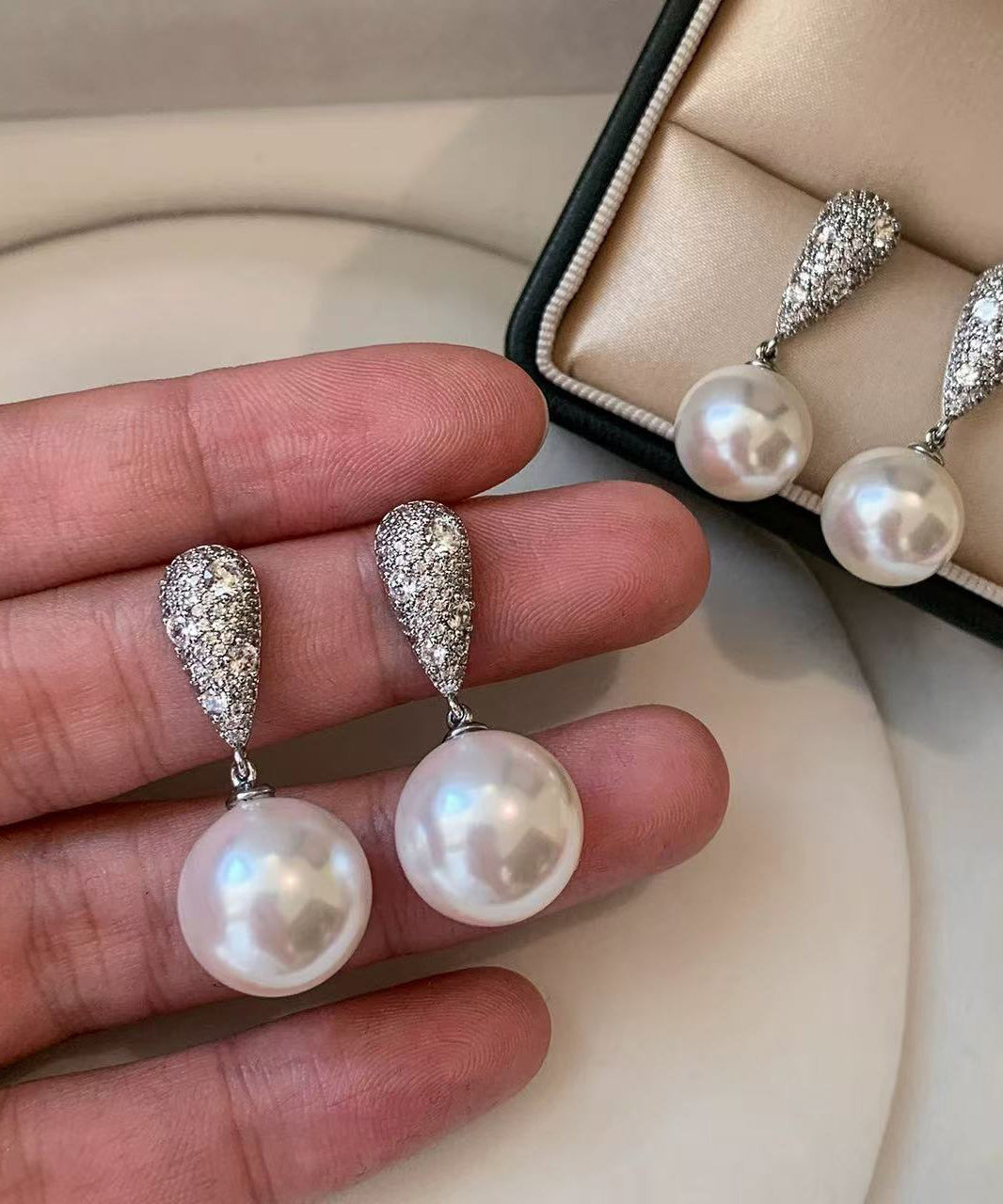 White Pearl Fine Zircon Drop Earrings