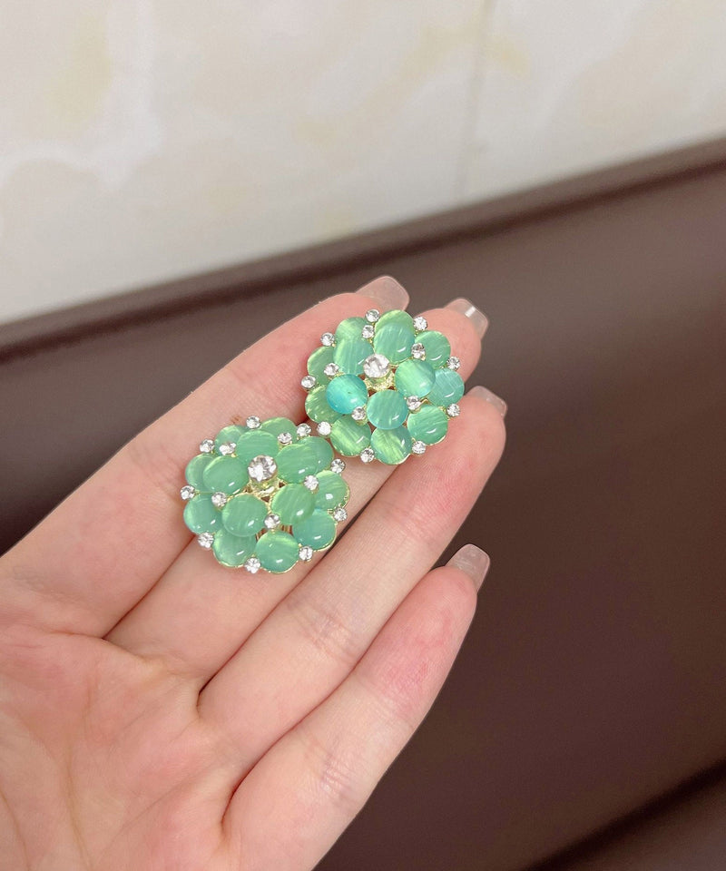 Stylish Green Alloy Zircon Cat's Eye Stud Earrings