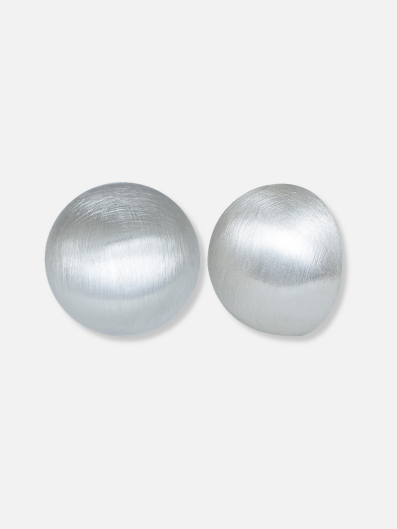 Noa Gold Stud Earrings