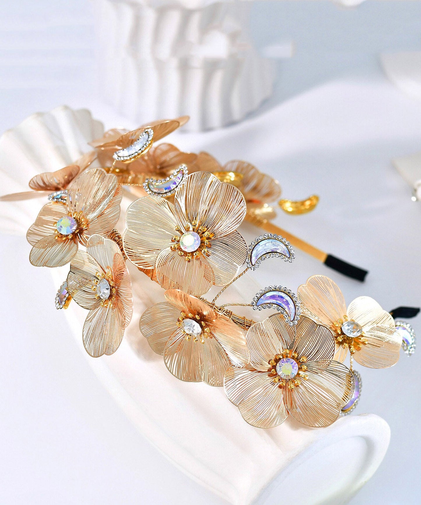 Vogue Gold Alloy Zircon Hairpiece