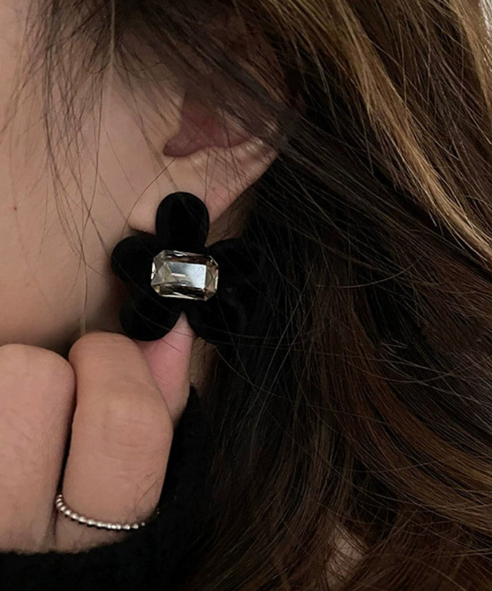 Loose Black Flocking Zircon Stud Earrings