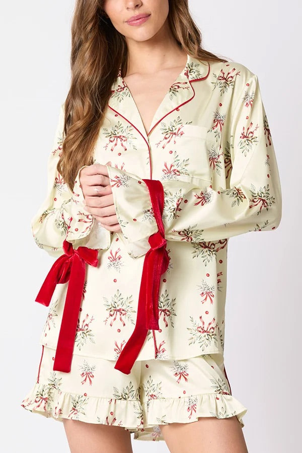 Christmas Fashion Printed Bow Top and Elastic Waist Ruffle Shorts Set