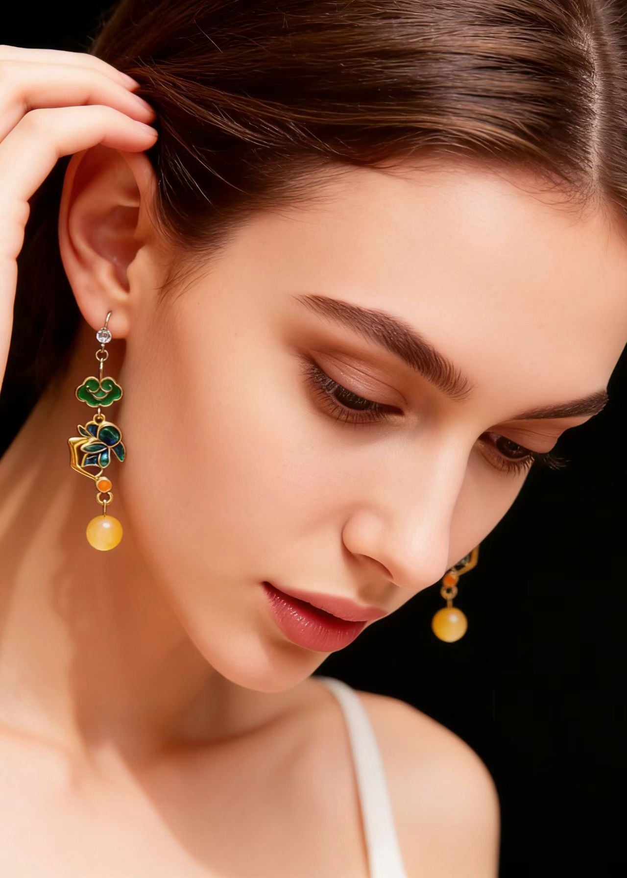 Asymmetric Design Gilding Beeswax Drop Earrings