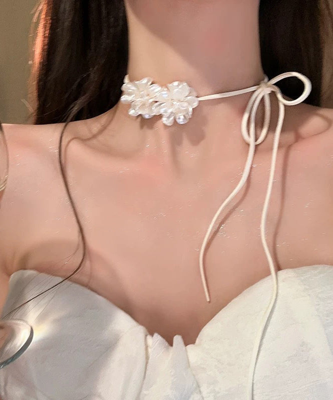 White Leather Bow Tie Lace Pendant Necklace Yu003