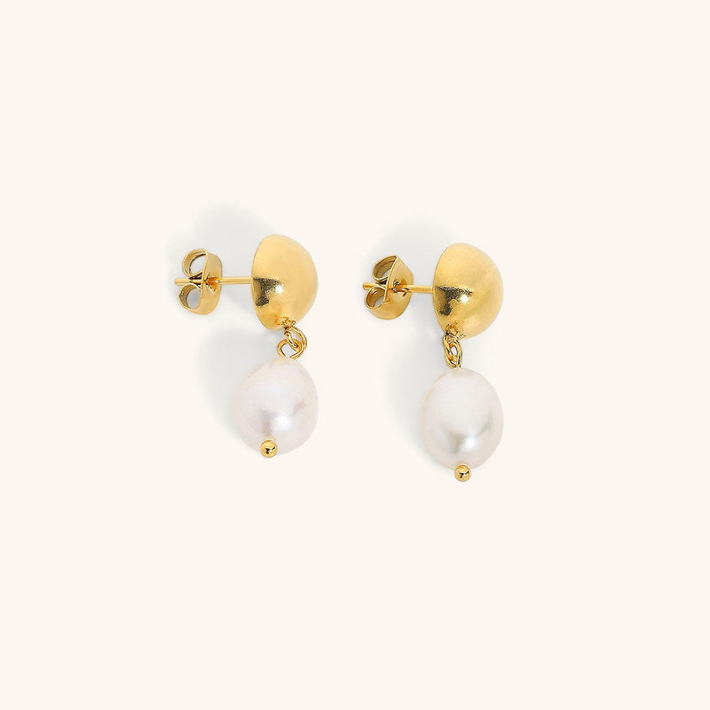 Eloise Freshwater Pearl Earrings