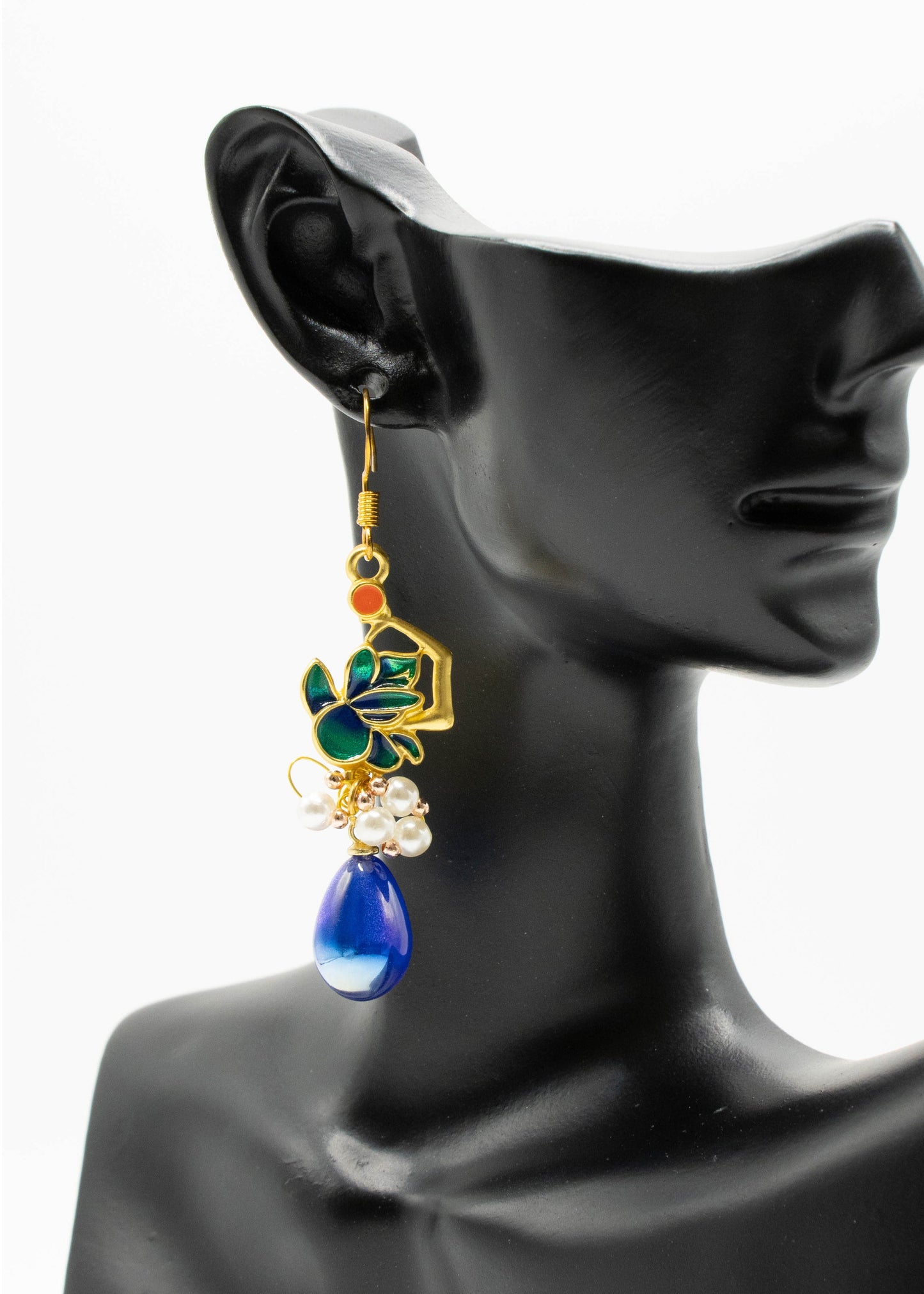 Peacock Blue Water Droplet Gem Stone Drop Earrings