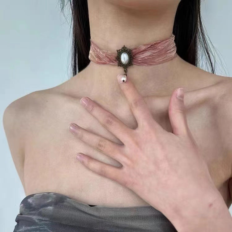 Baroque Silk Sheer Pearl Choker Necklace