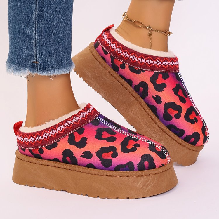 Women's Lined Platform Slippers with Christmas Print and Faux Fur Collar