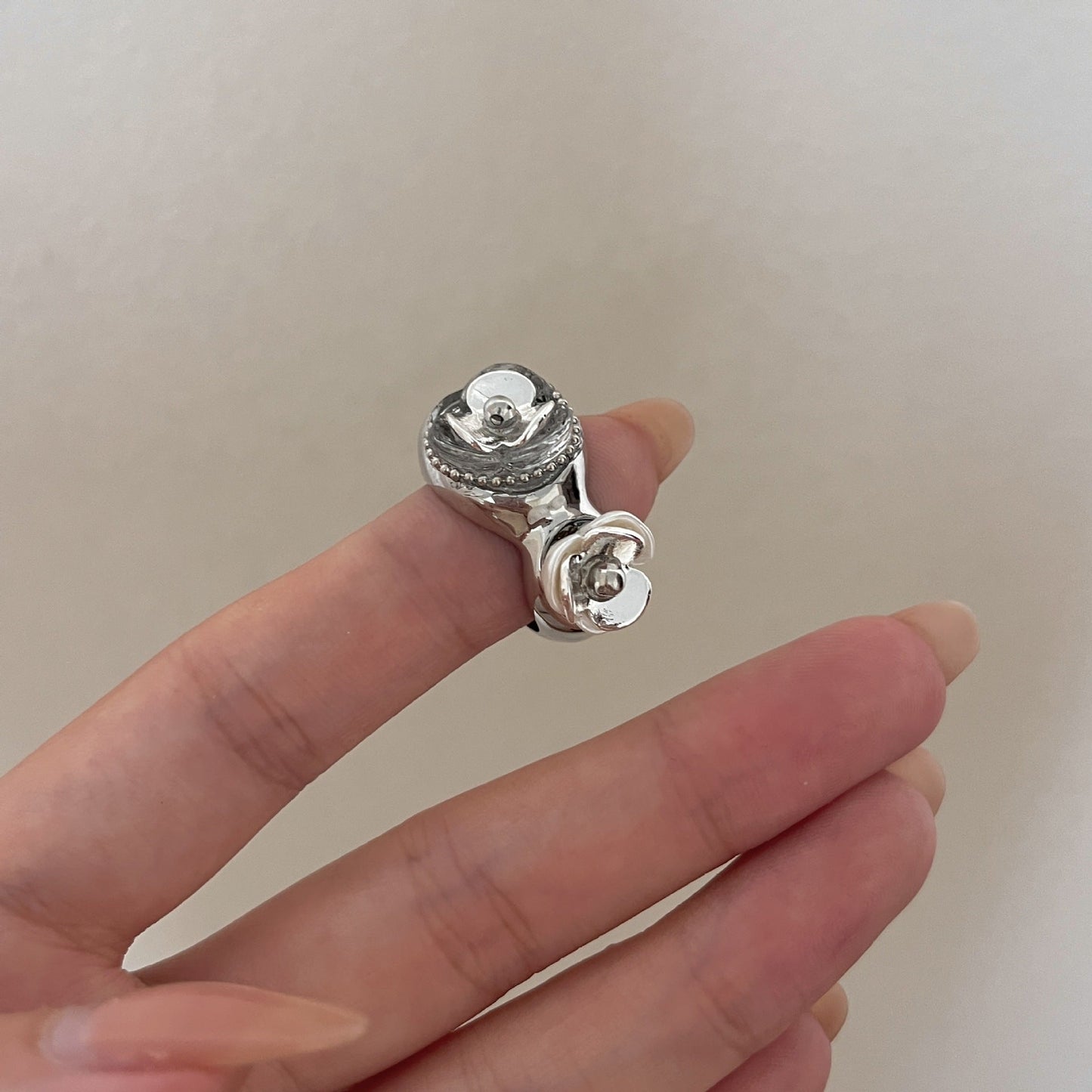 Evyn Pearl Bloom Ring
