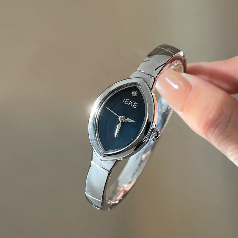 Oval Bracelet Watch With Metal Strap