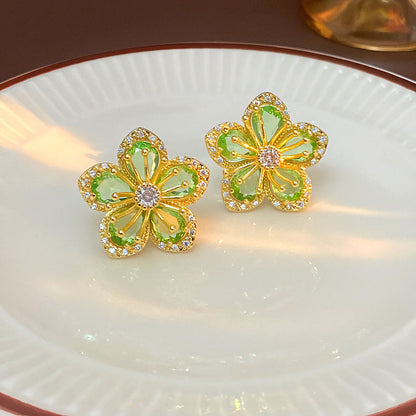Avni Zircon Flower Earrings