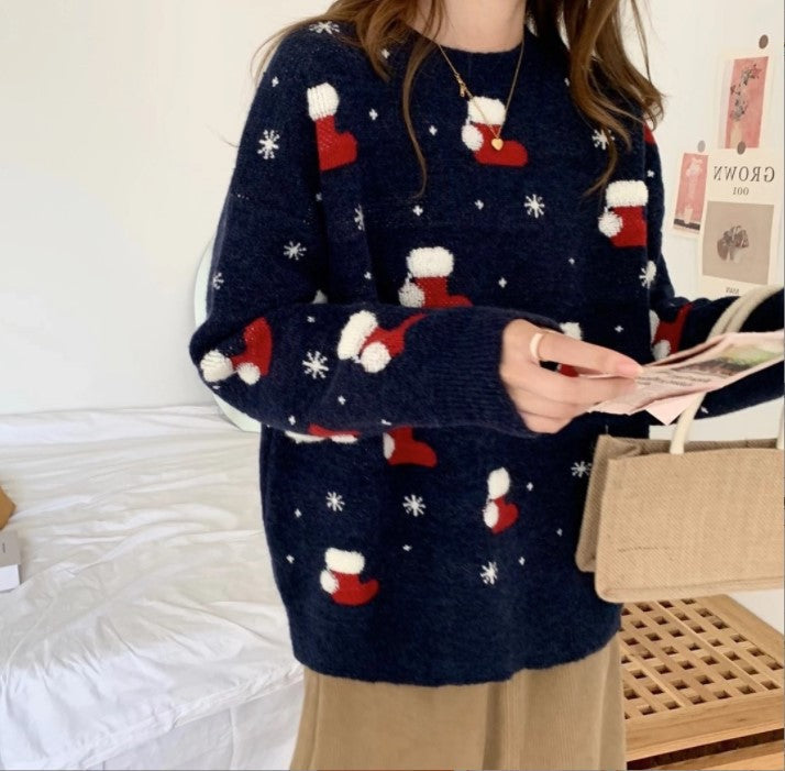 Women's Cozy Christmas Sweater with Festive Motif R&B