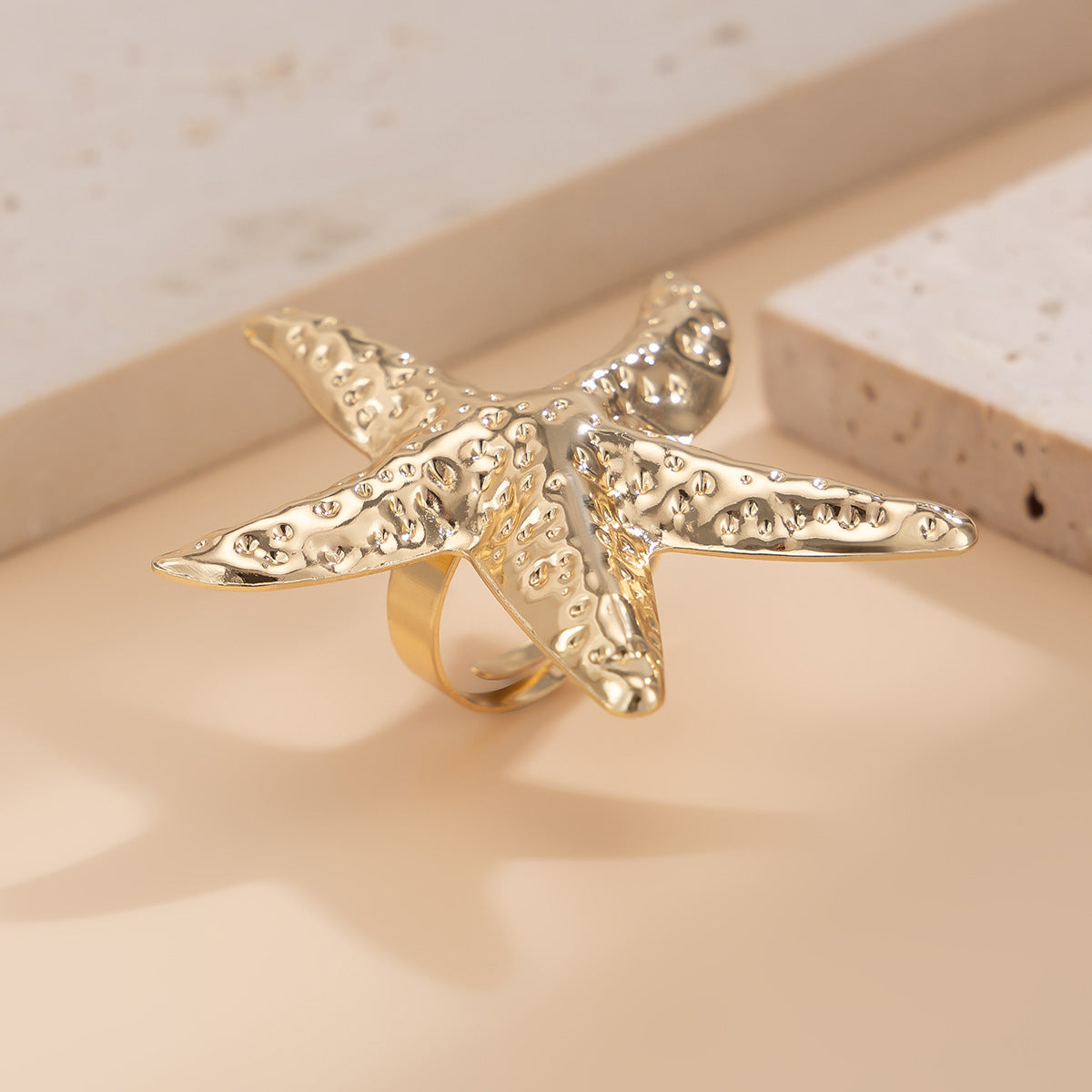 Amaryllis Starfish Statement Ring