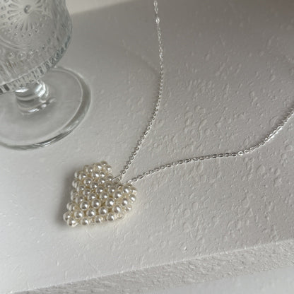 Aliza Clover Pearl Necklace