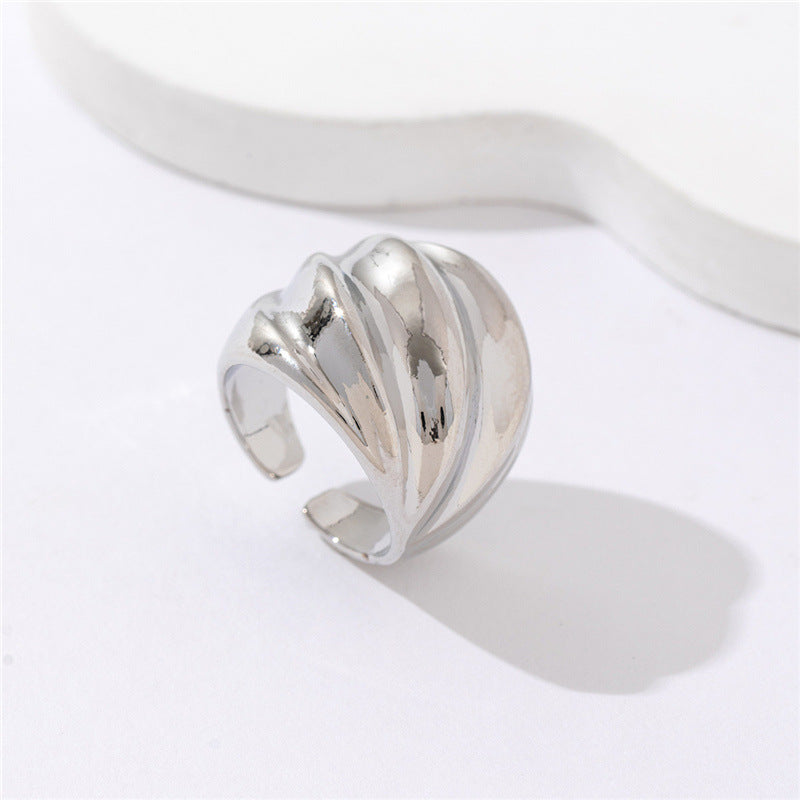 Kapri Layered Threaded Ring