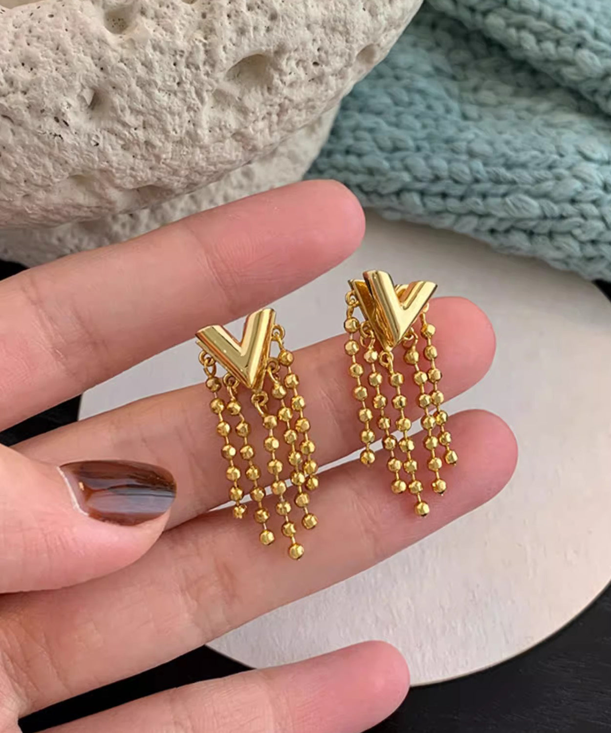 Original Design Gold Copper Alloy V-shaped Tassel Drop Earrings