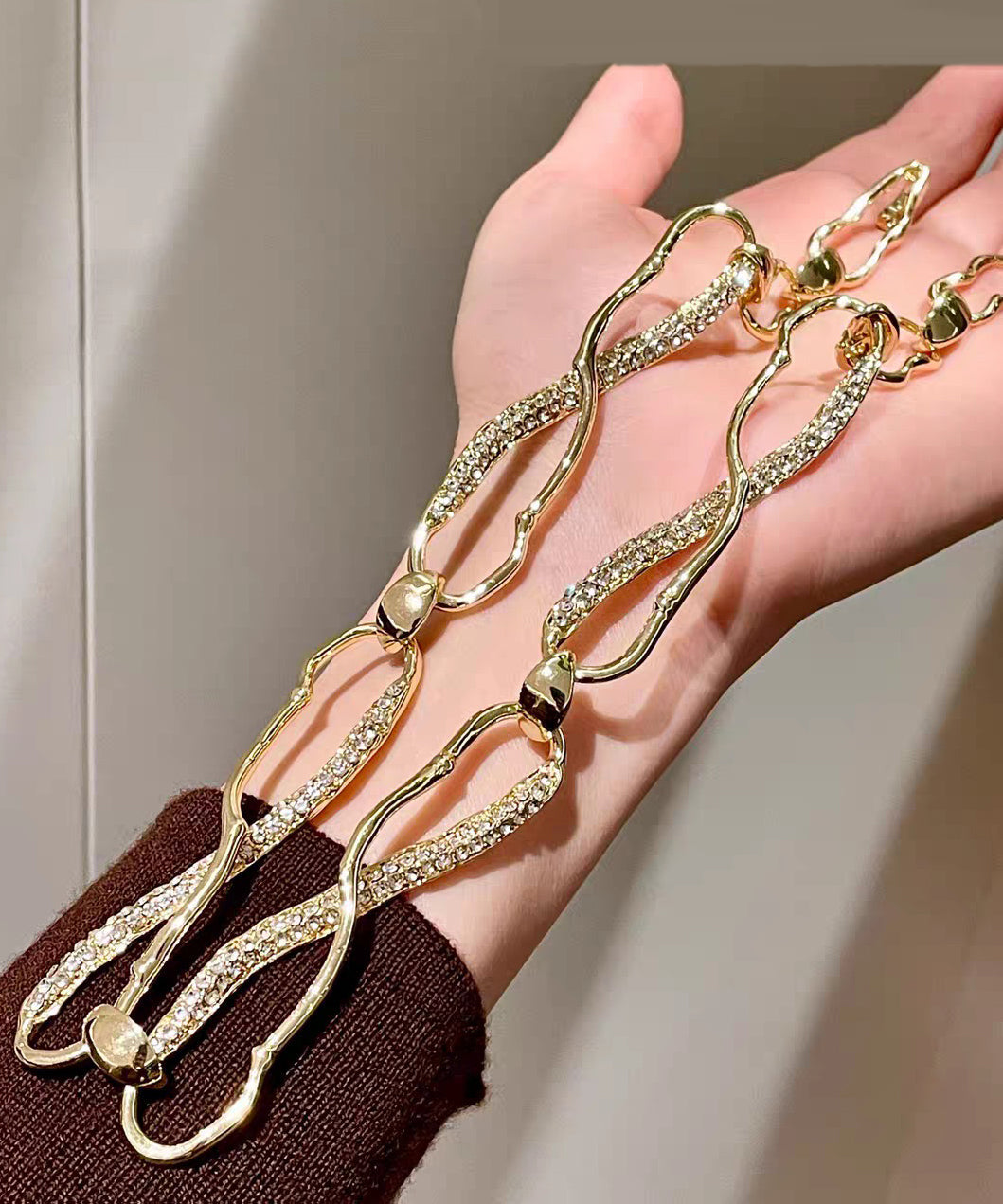 Original Design Gold Copper Zircon Asymmetrical Intertwined Necklace