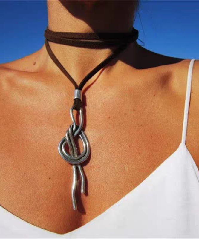 Retro Personality Alloy Leather Pendant Necklace