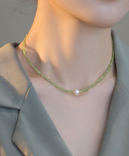 Simple Green 14k Gold Pearl Gem Stone Graduated Bead Necklace