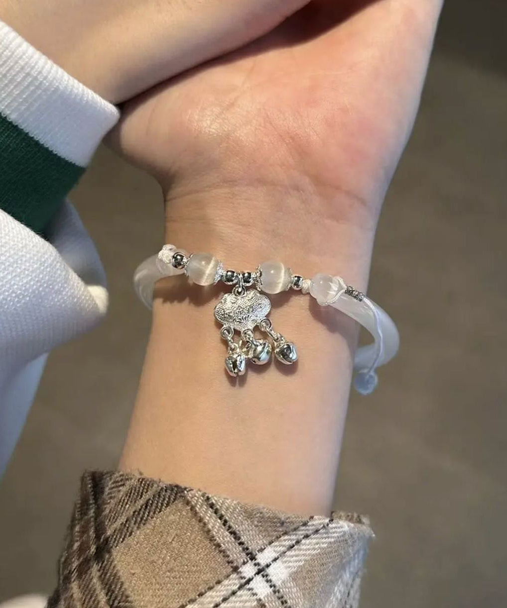 Simple White Acrylic Safety Lock Tassel Charm Bracelet Gh1039