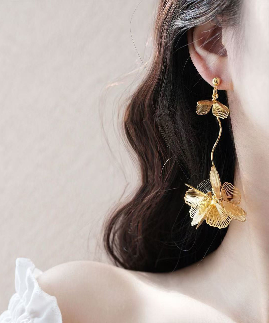 Stylish Gold Metal Overgild Drop Earrings