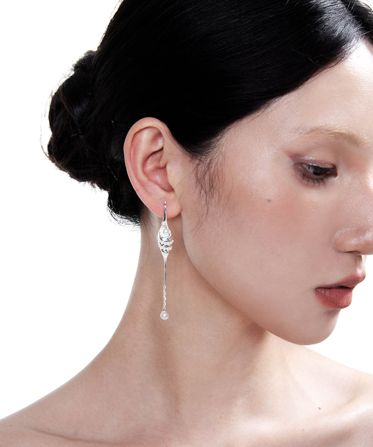 Tears of the Sea God Silver Pearl Tassel Silver Drop Earrings